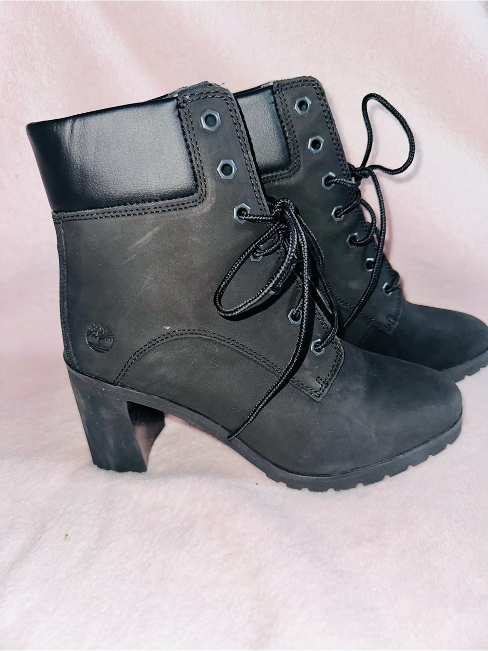 Timberland Black Lace-Up Heeled Ankle Boots